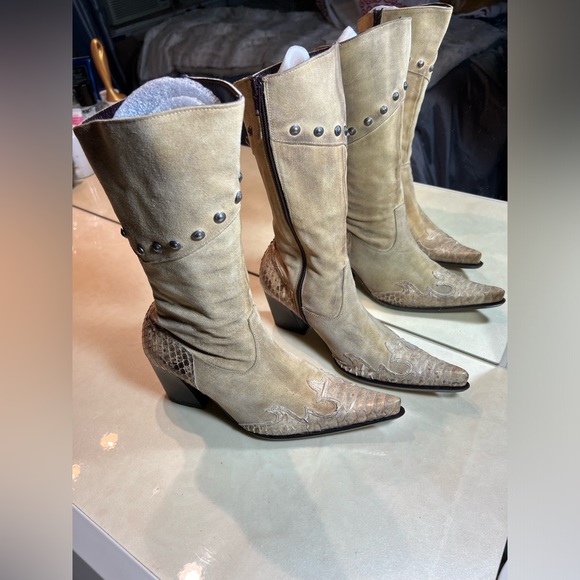 Janet & Janet Tan Leather studs & snake skin Distressed Boho Western Boots 36 - Picture 7 of 14
